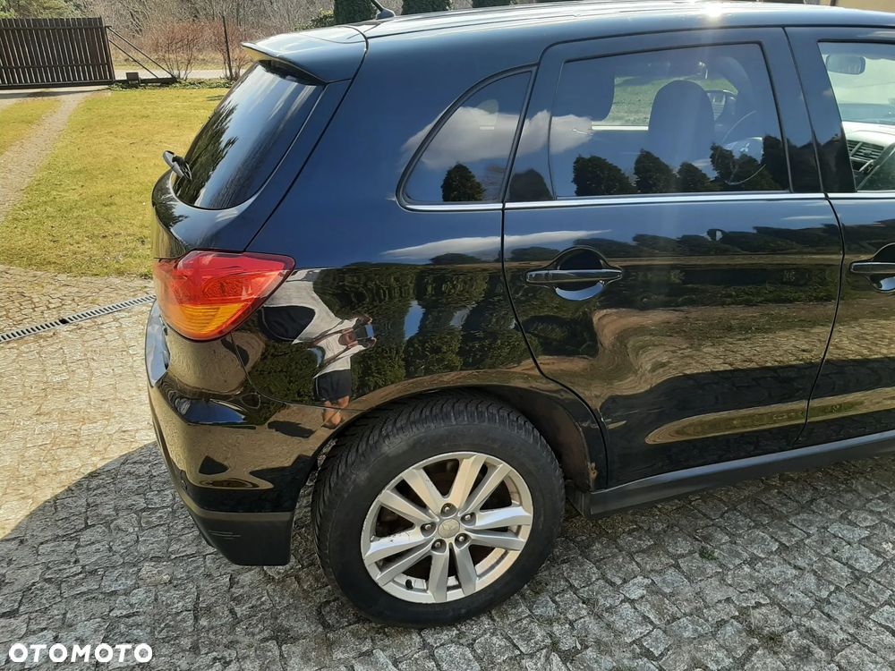 Mitsubishi ASX 1.6 Inform - 11