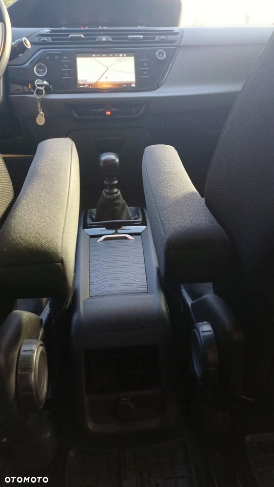 Citroën C4 SpaceTourer - 11