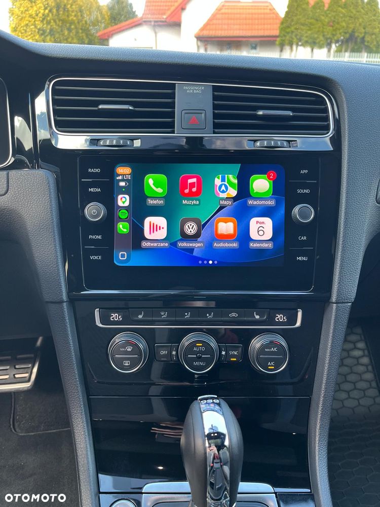 Volkswagen Golf - 14