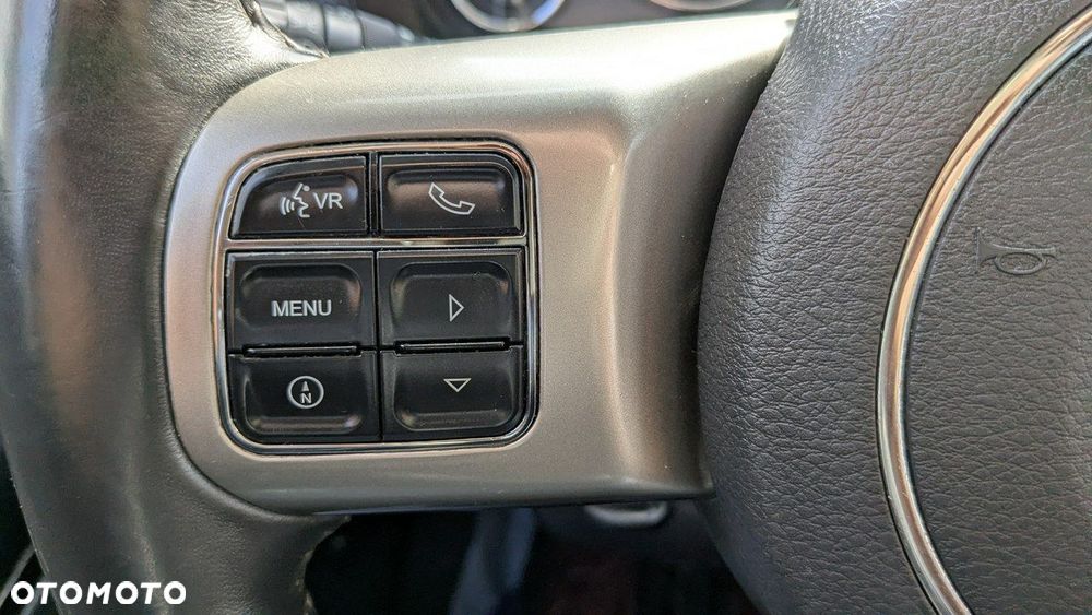 Jeep Compass - 29
