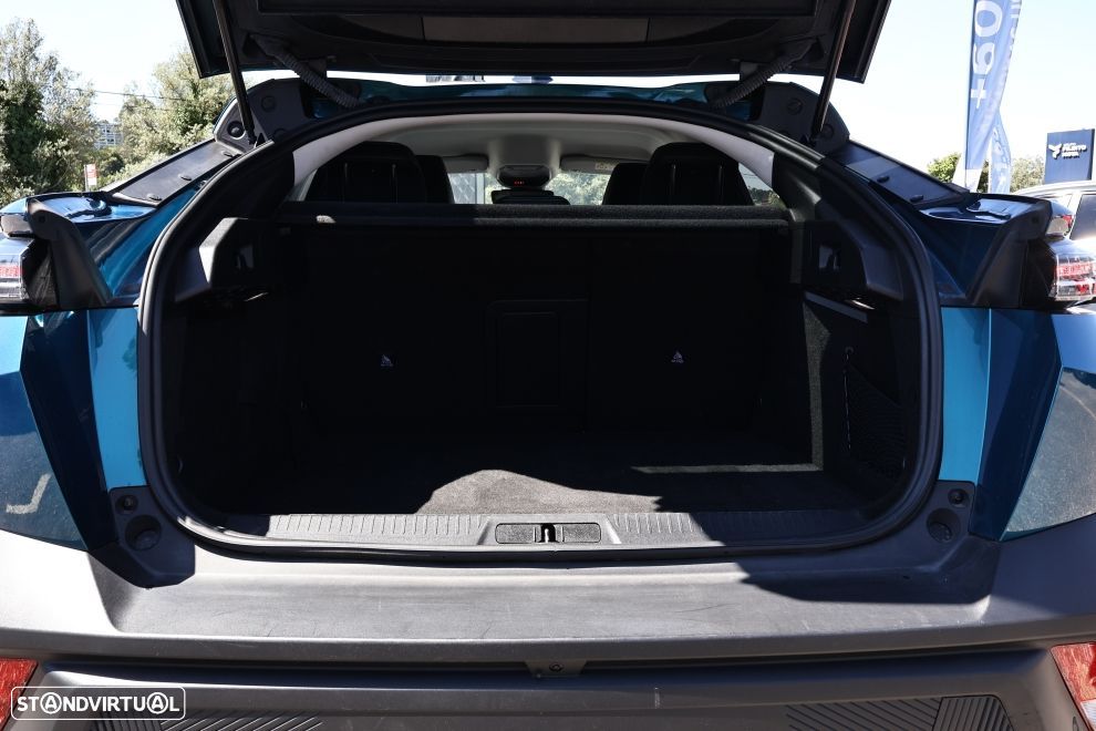 Peugeot 408 1.6 Hybrid Allure e-EAT8 - 20