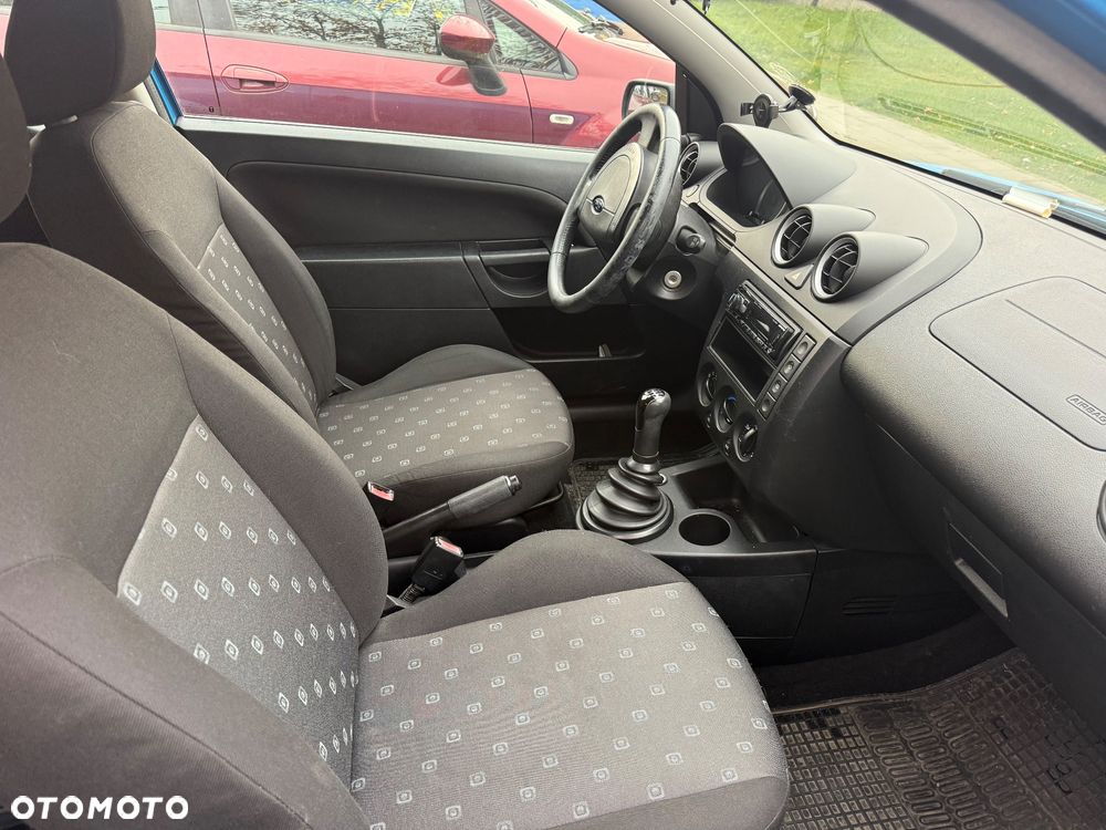 Ford Fiesta 1.3 Ambiente - 6