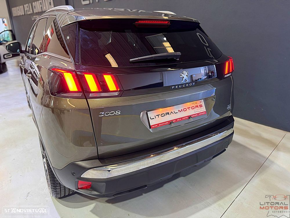 Peugeot 3008 1.2 PureTech Allure Pack EAT8 - 10