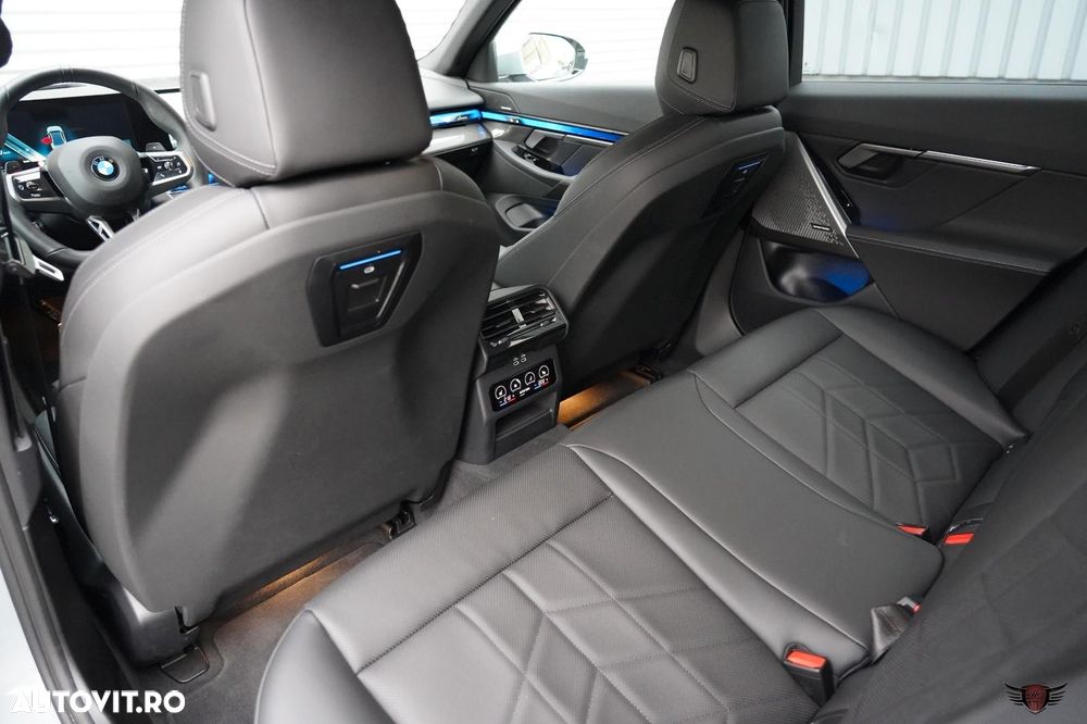 BMW Seria 5 520d xDrive Aut. - 28