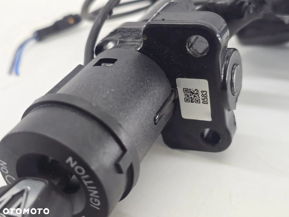 STACYJKA KLUCZYK ZAMEK MODUL KOMPUTER WLEW  TRIUMPH SCRAMBLER 400 SPEED - 10