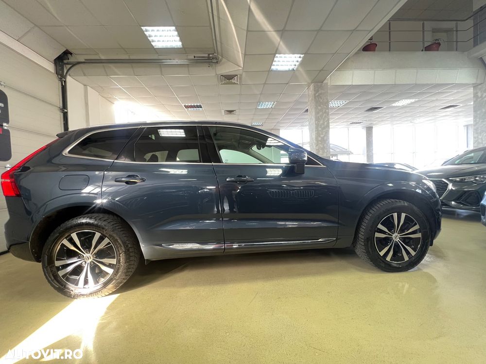 Volvo XC 60 T6 AWD Recharge Geartronic Inscription Expression - 10