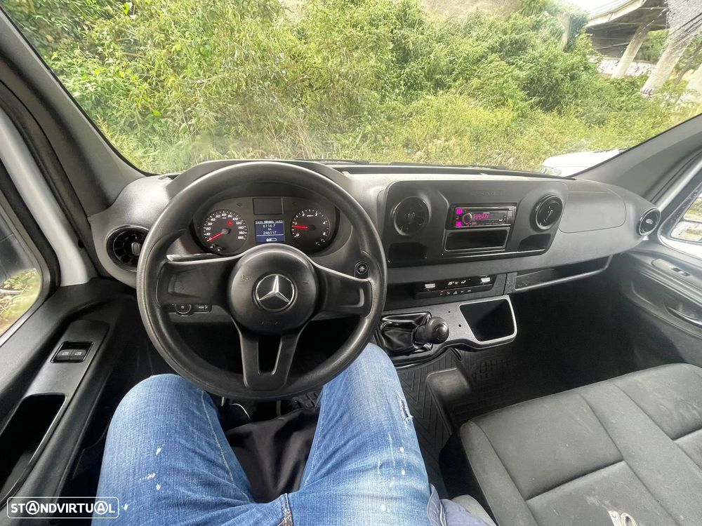 Mercedes-Benz Sprinter - 7
