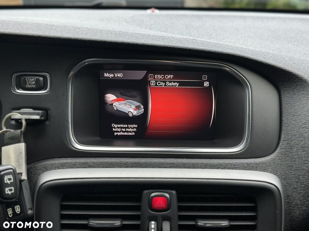 Volvo V40 D2 Momentum - 34