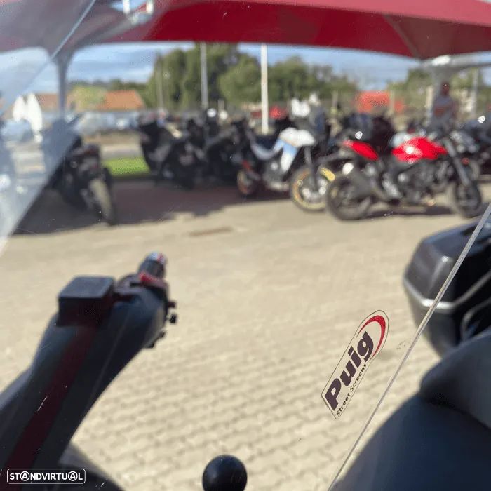 Suzuki Burgman 650 - 9