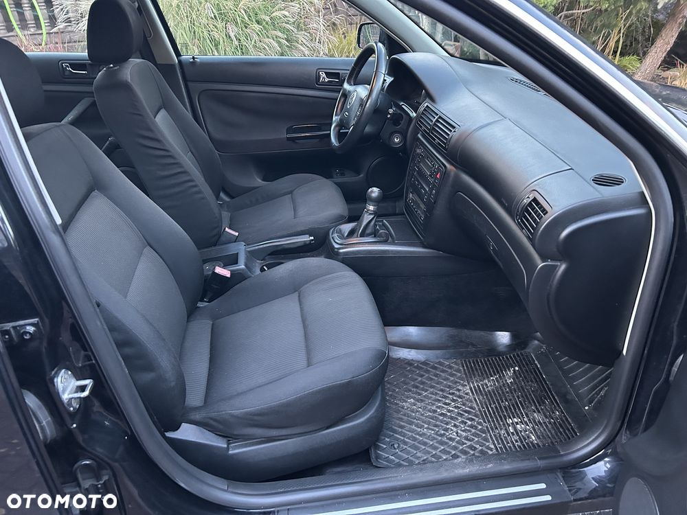 Volkswagen Passat - 8