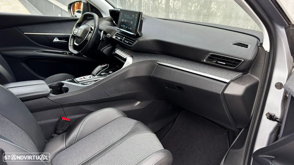 Peugeot 3008 225 e-EAT8 Allure Pack - 38