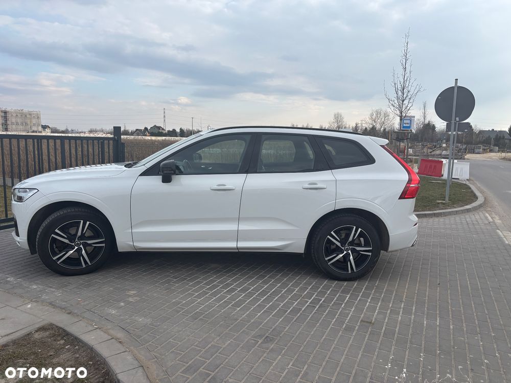 Volvo XC 60 B4 D AWD R-Design - 2