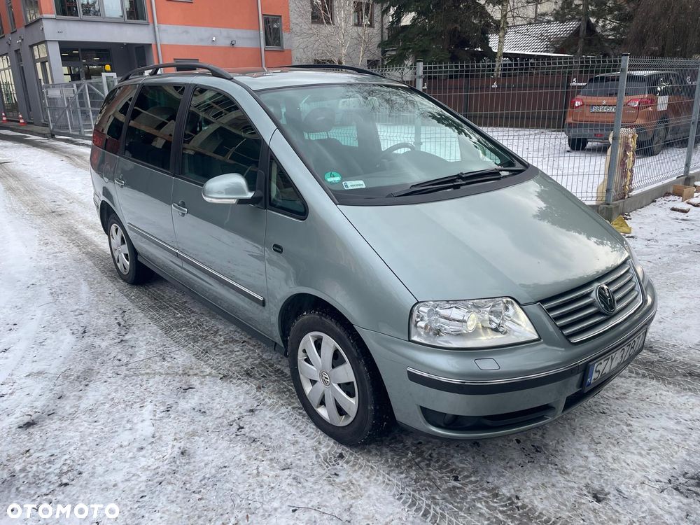 Volkswagen Sharan - 1