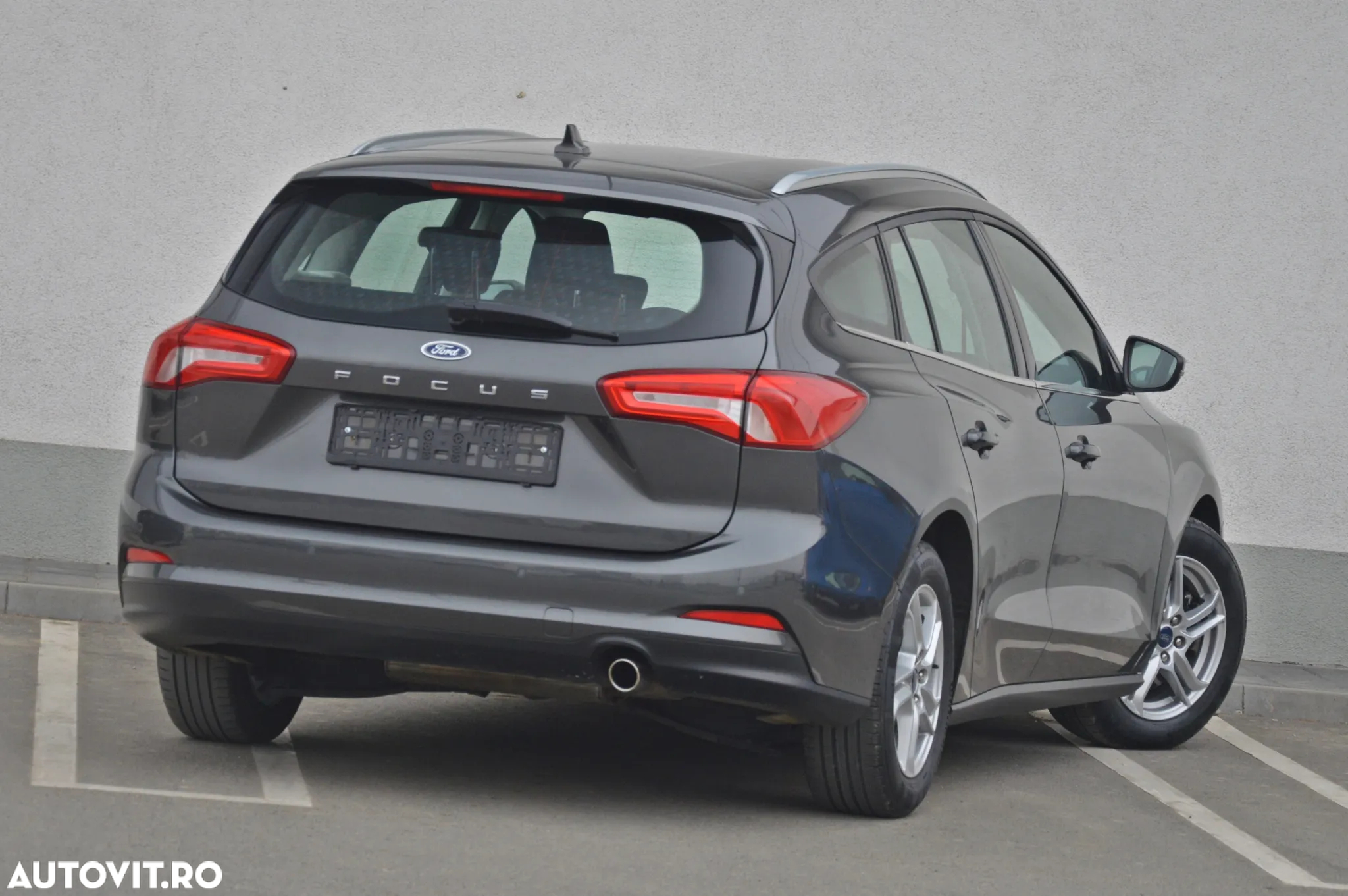 Ford Focus - 4