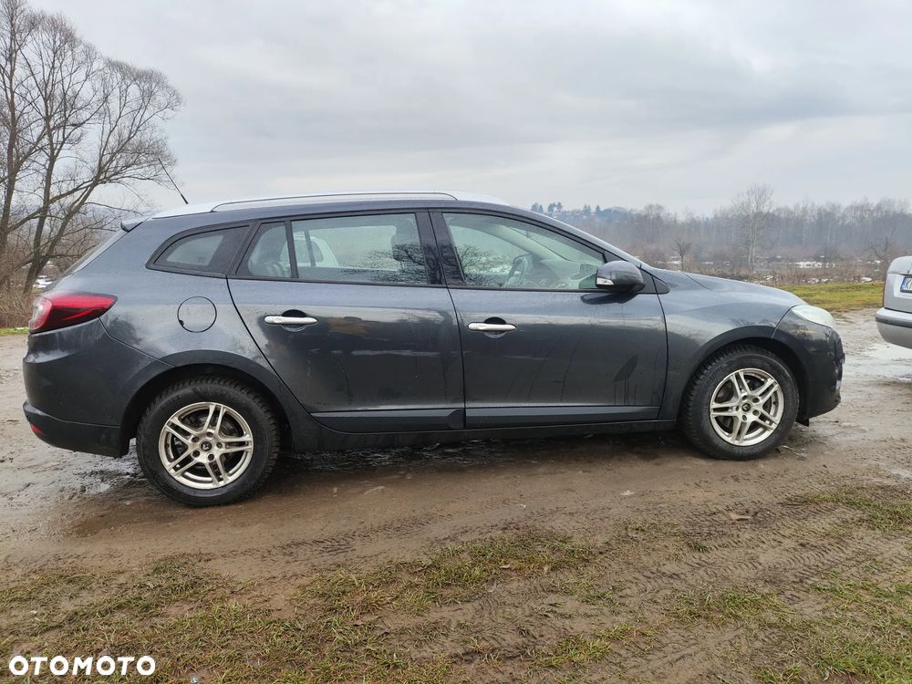Renault Megane 1.5 dCi Color Edition - 2