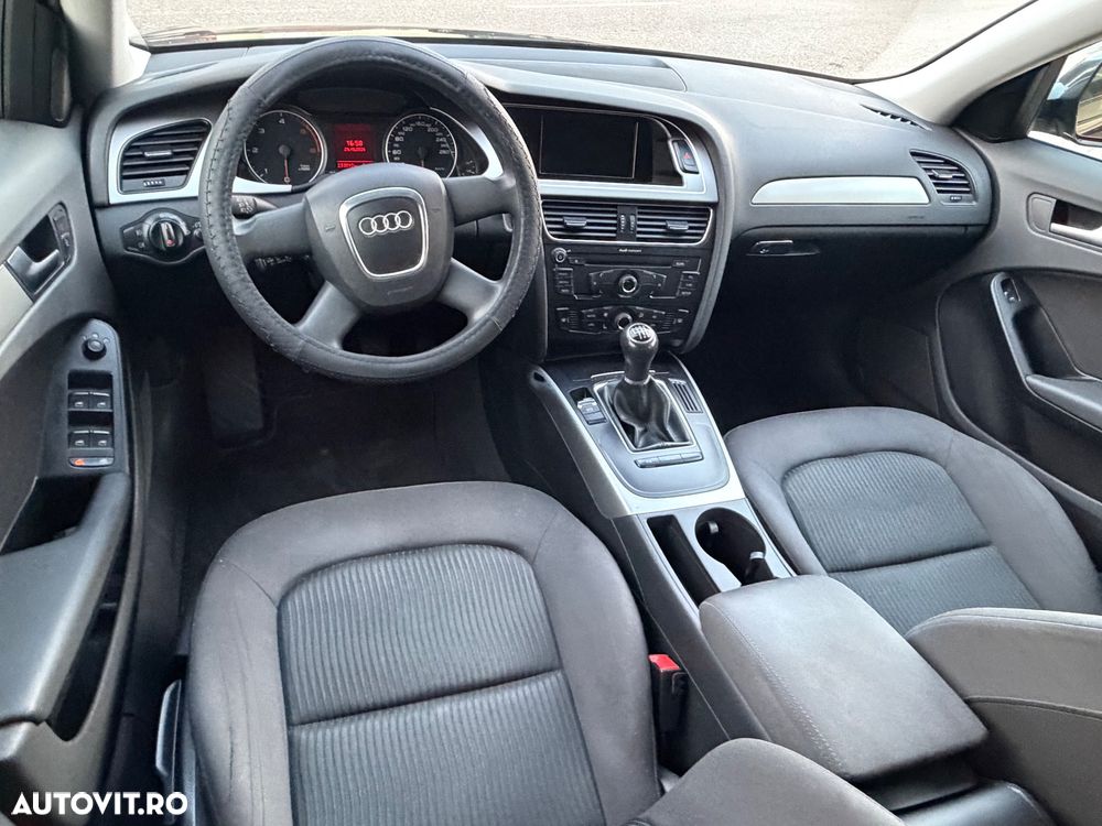 Audi A4 Avant - 8