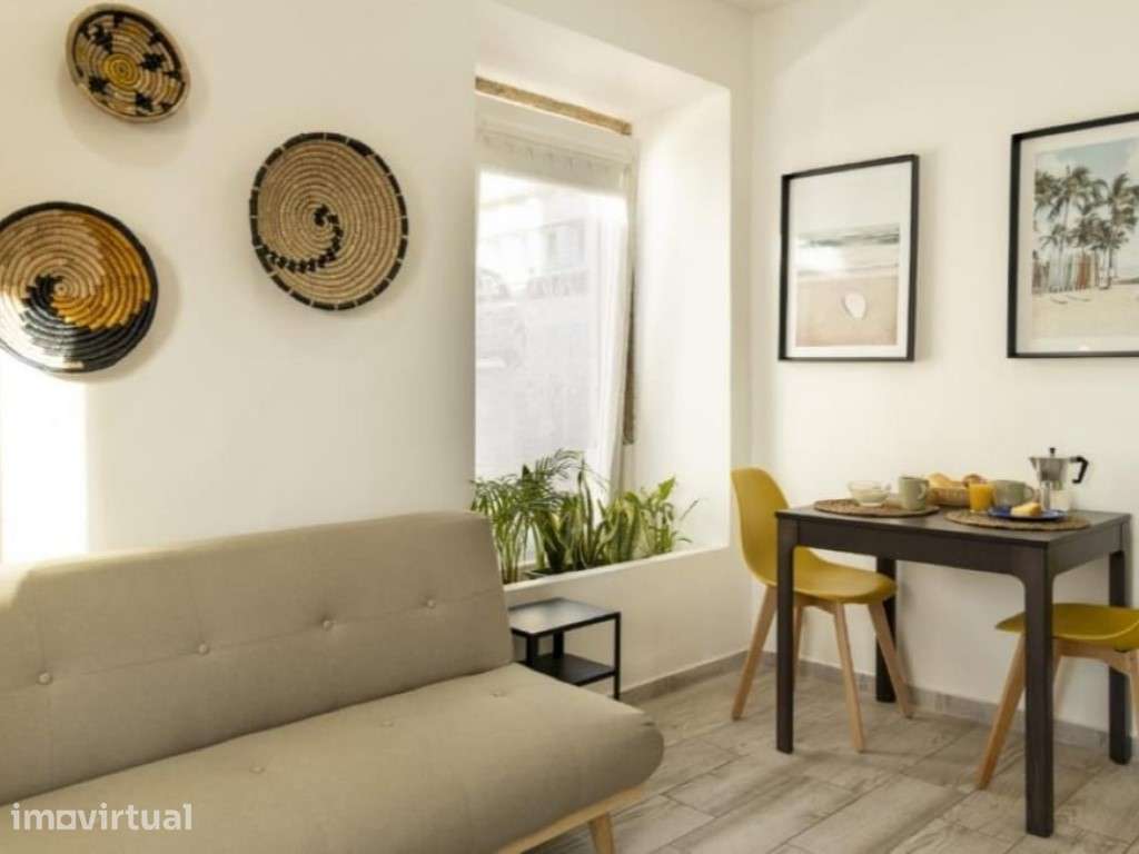 Apartamento T1, com vista para a Baía do Seixal - Arrendamento - Grande imagem: 2/12