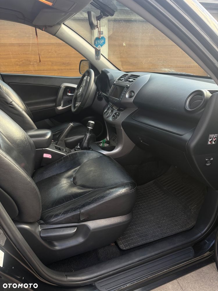 Toyota RAV4 2.2 D-4D X - 6