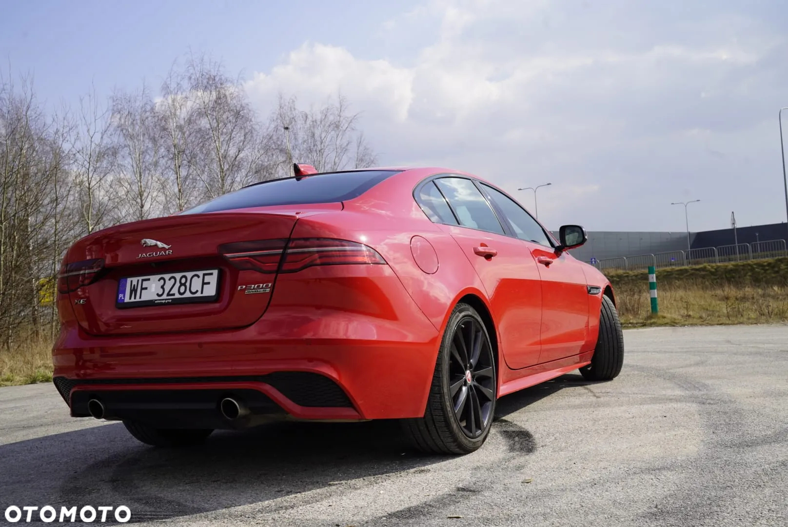 Jaguar XE 2.0 P300 AWD R-Dynamic S - 6