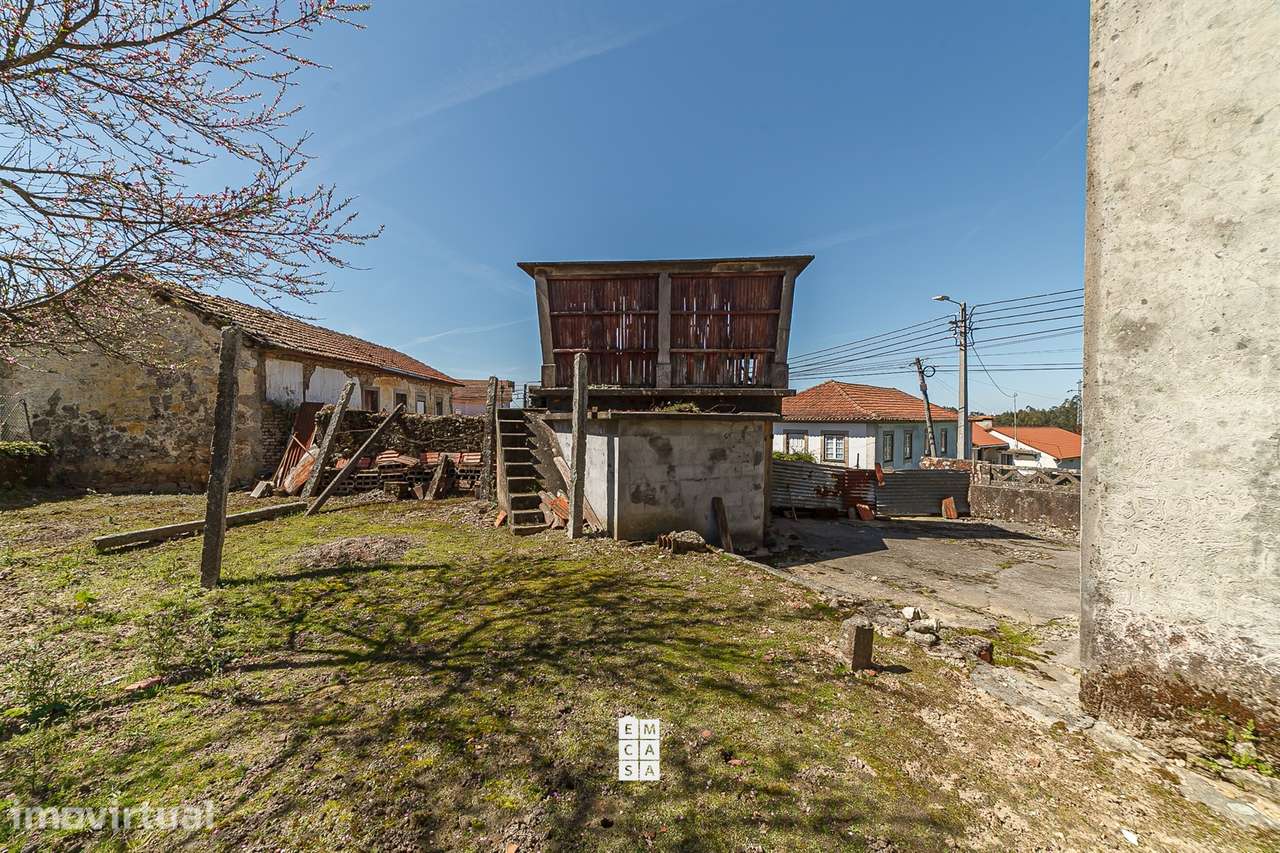 Moradia para Restaurar T4 Venda em Nogueira do Cravo e Pindelo,Oliveir - Grande imagem: 5/13