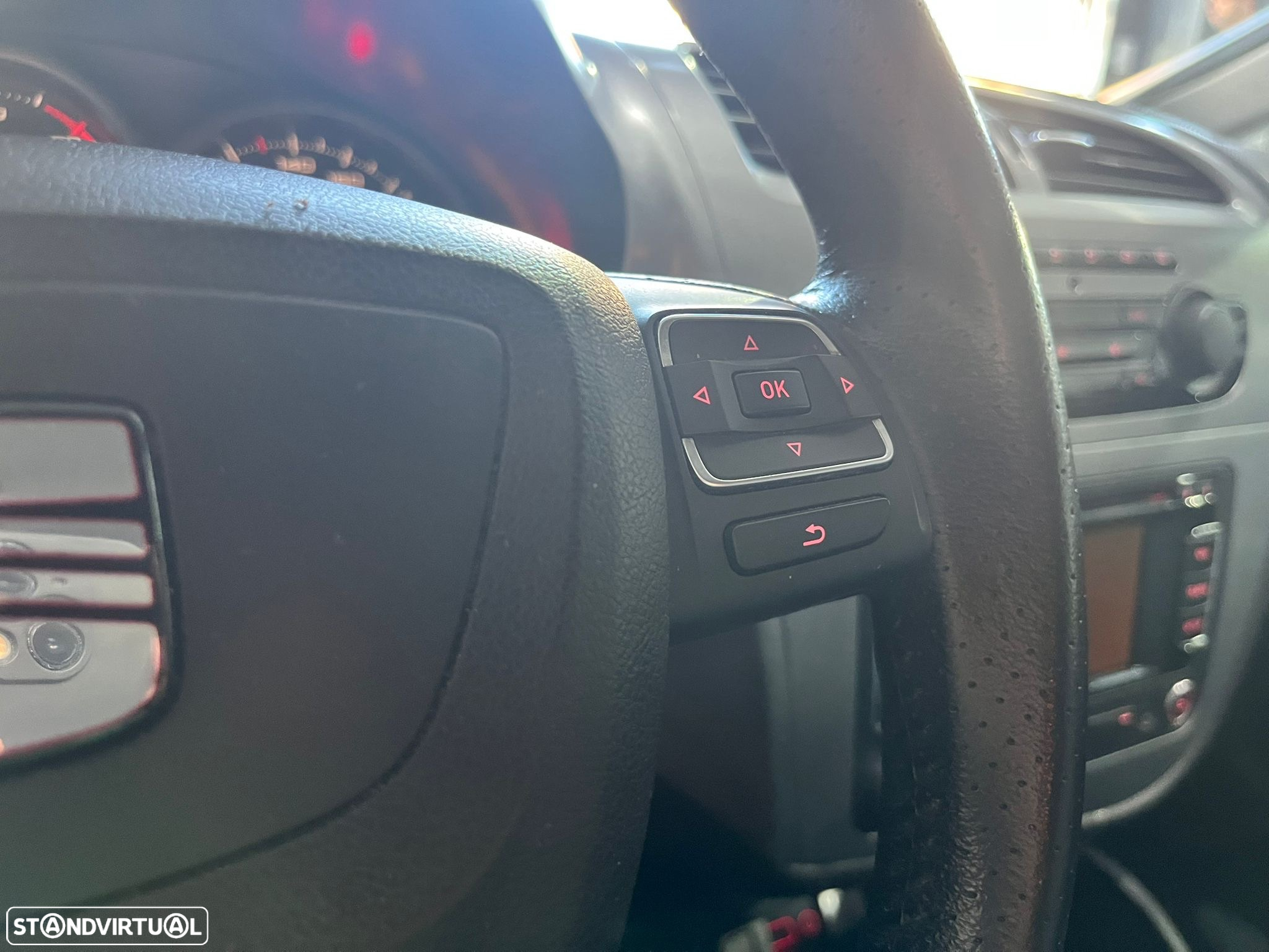 SEAT Leon 1.6 TDI Ecomotive Copa Plus - 23