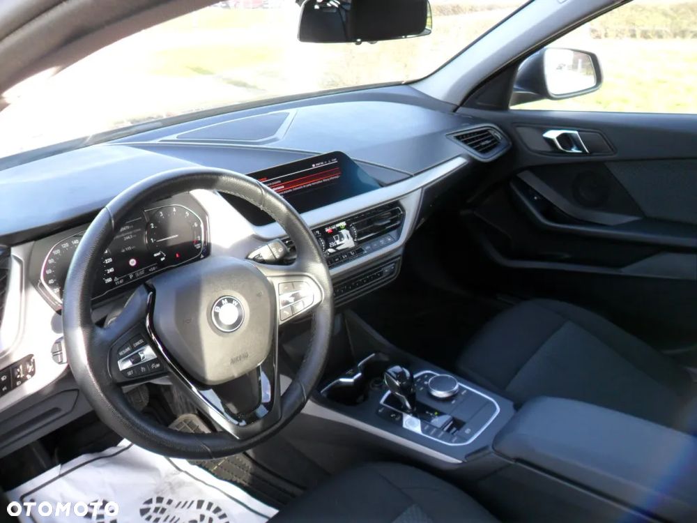 BMW Seria 1 118i Advantage - 15