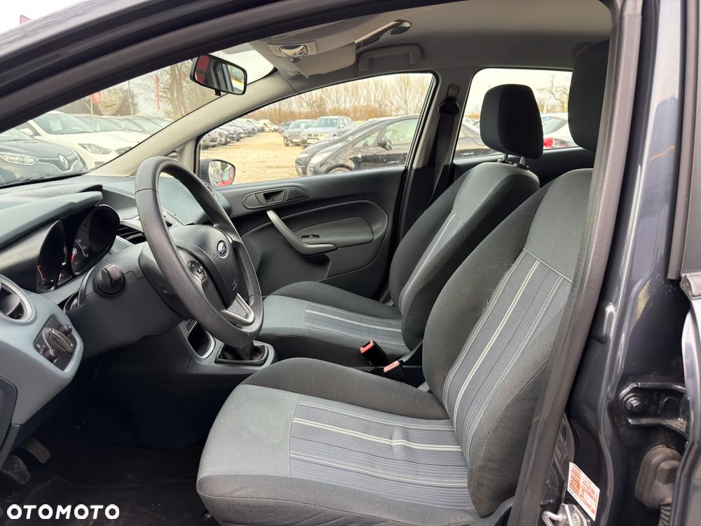 Ford Fiesta 1.25 - 22