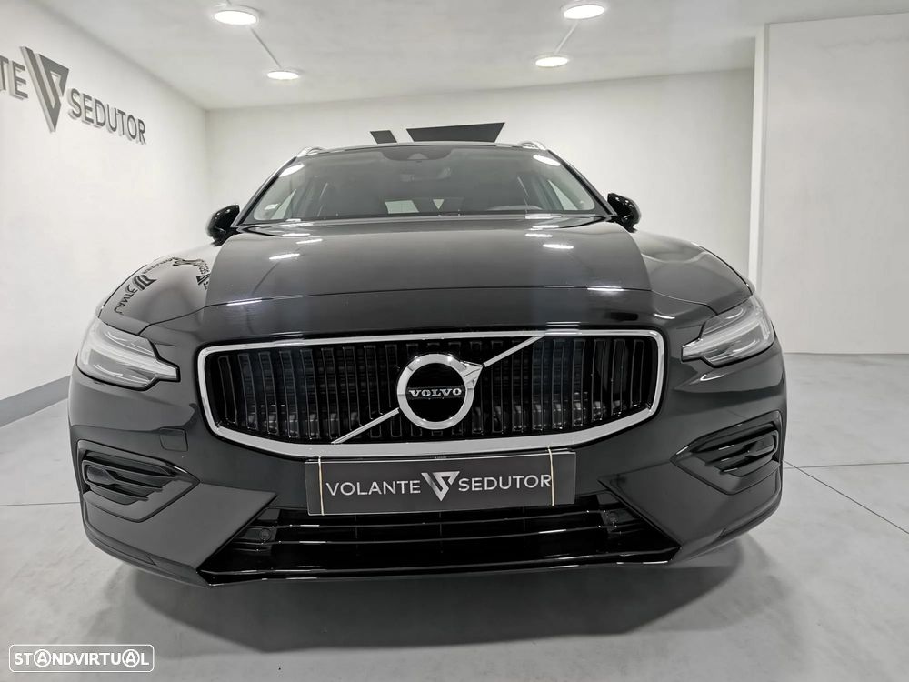 Volvo V60 2.0 B4 Plus Dark Auto - 8