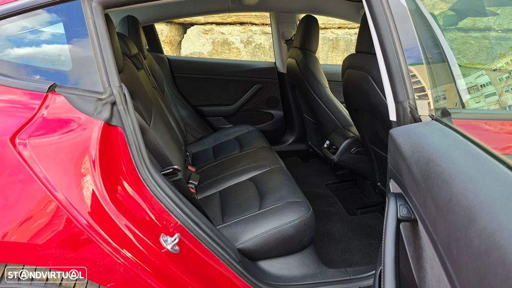 Tesla Model 3 - 60