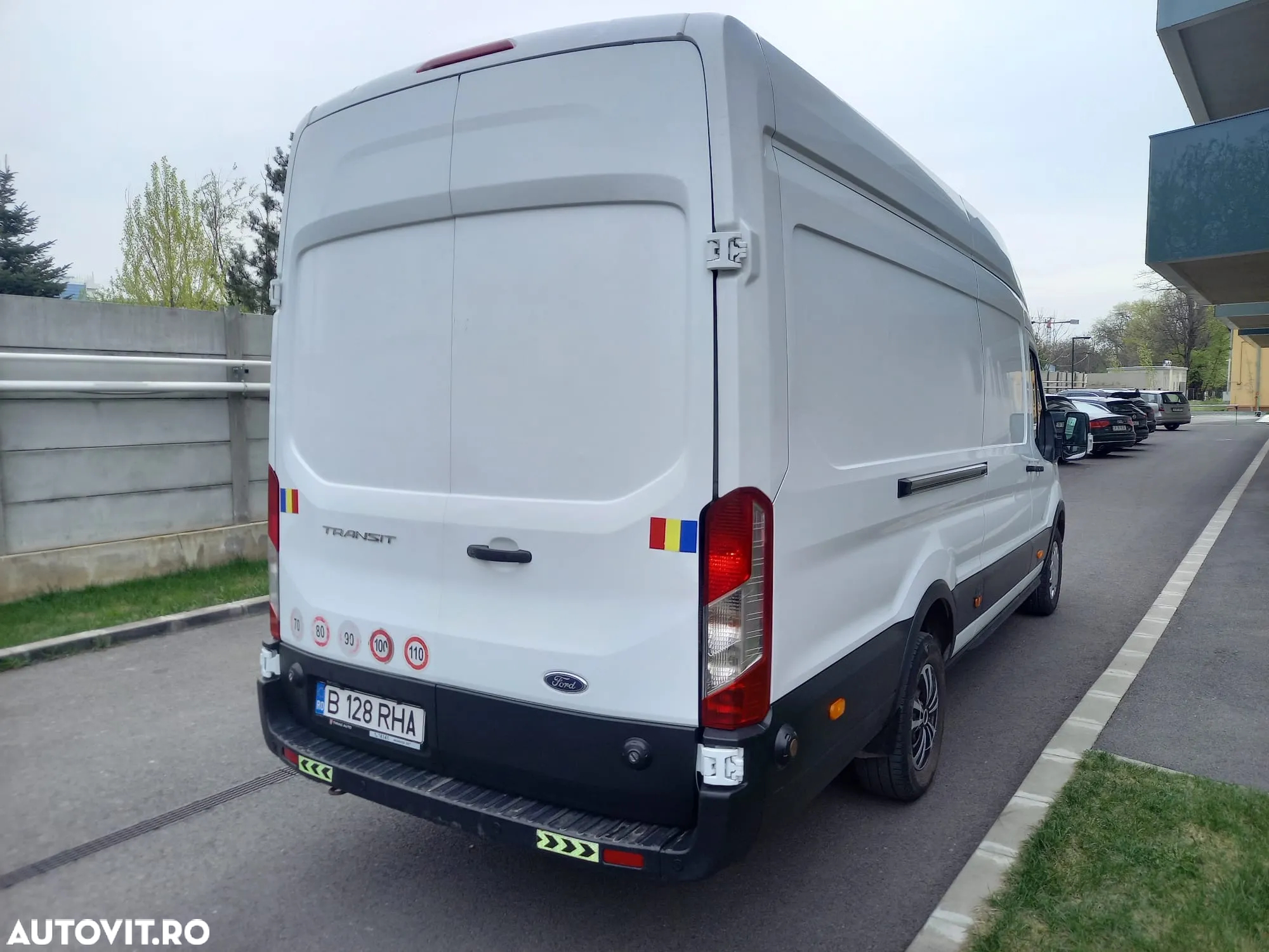 Ford Transit - 9