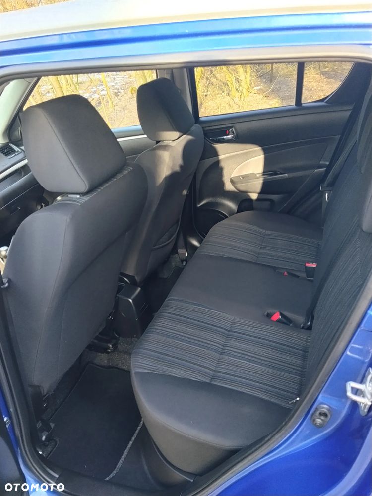 Suzuki Swift - 8