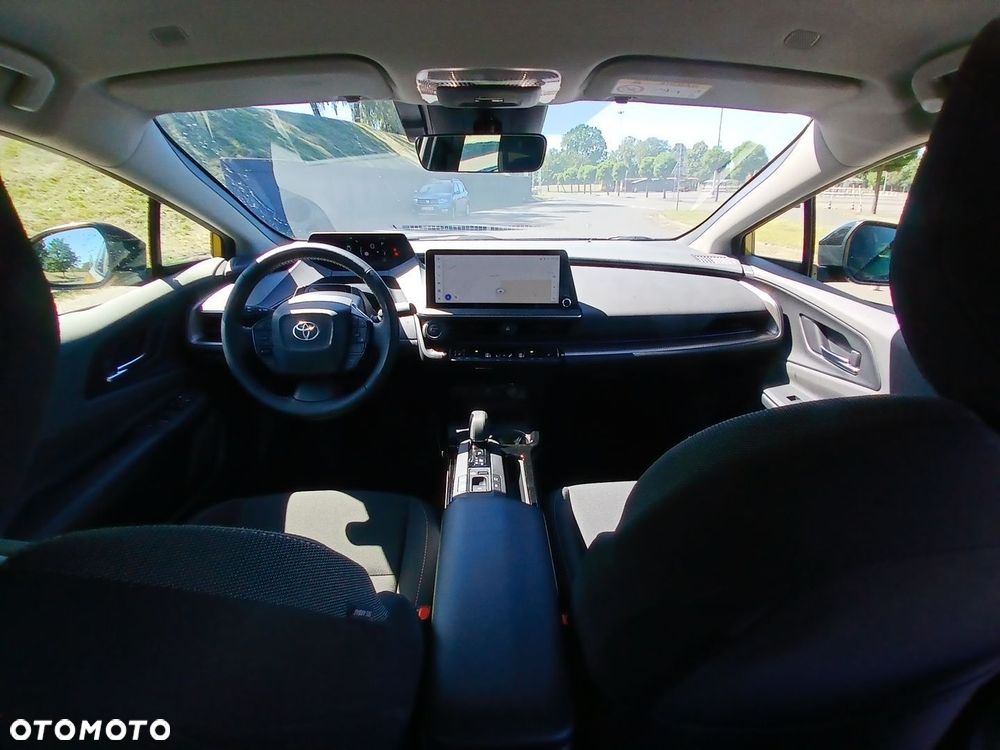 Toyota Prius - 22
