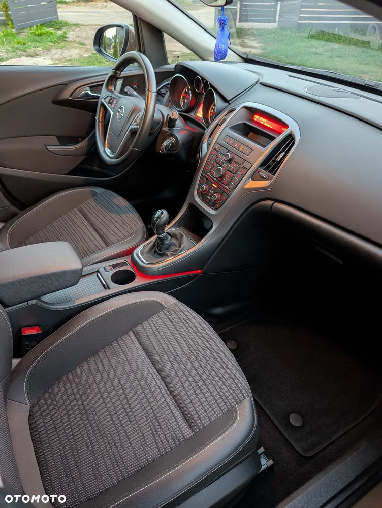 Opel Astra 1.6 Energy EU6 - 9