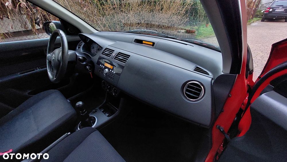 Suzuki Swift 1.3 4x4 Comfort - 20