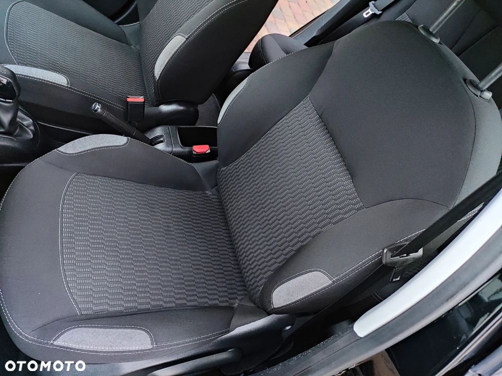 Peugeot 208 68 VTI Active - 38
