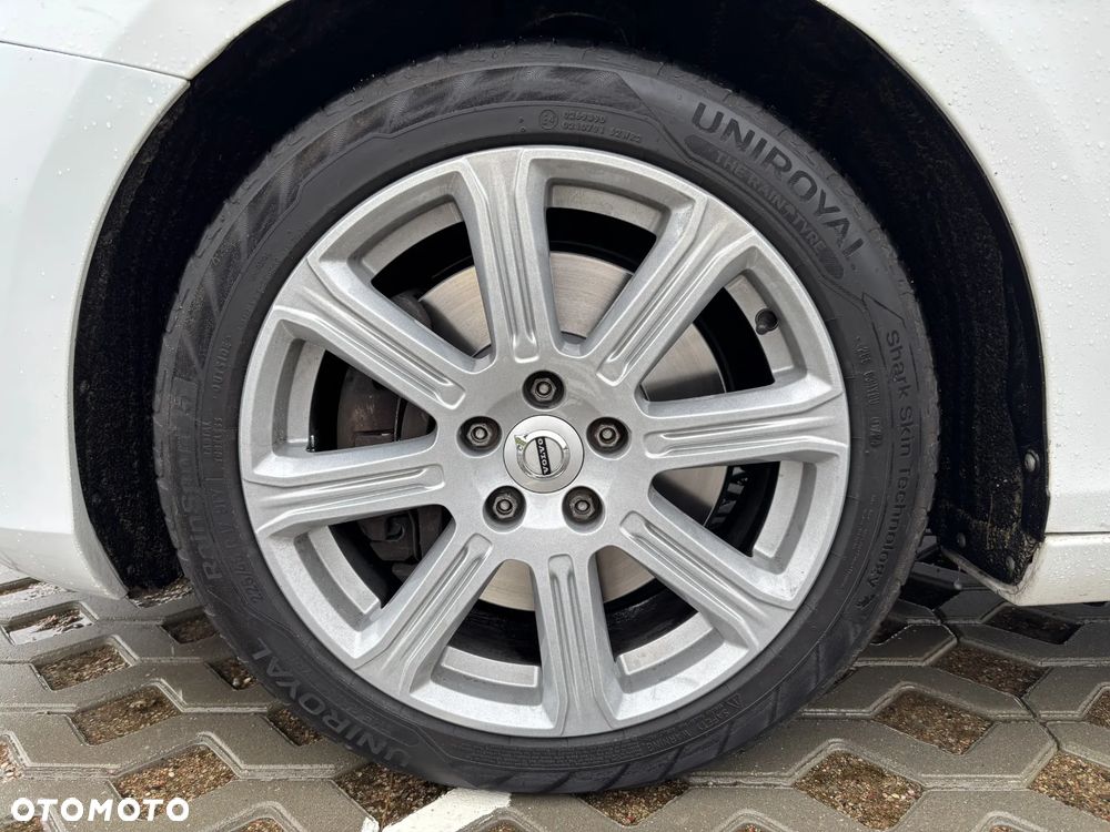 Volvo V40 D3 Drive-E Inscription - 24