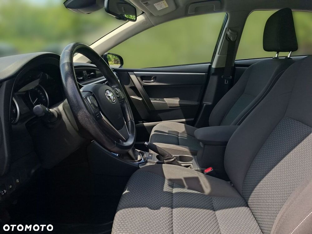 Toyota Corolla 1.6 Premium EU6 - 13