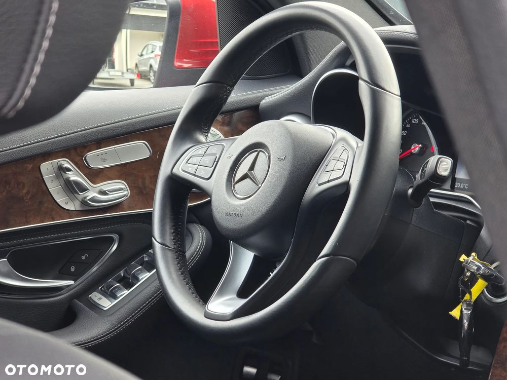Mercedes-Benz GLC - 18