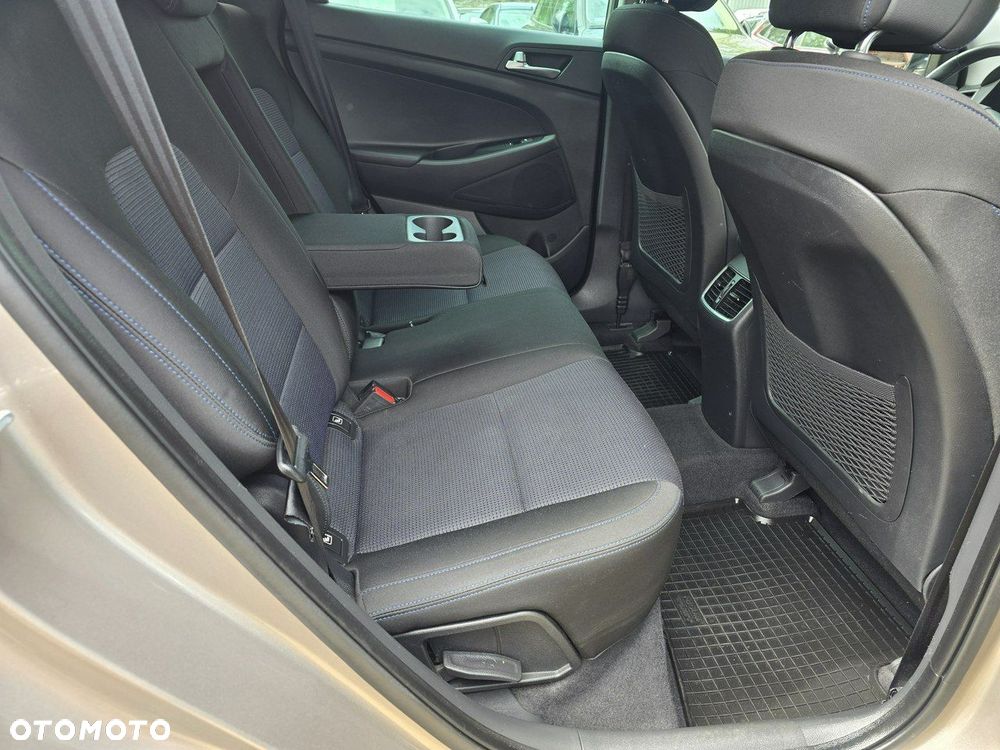 Hyundai Tucson - 12