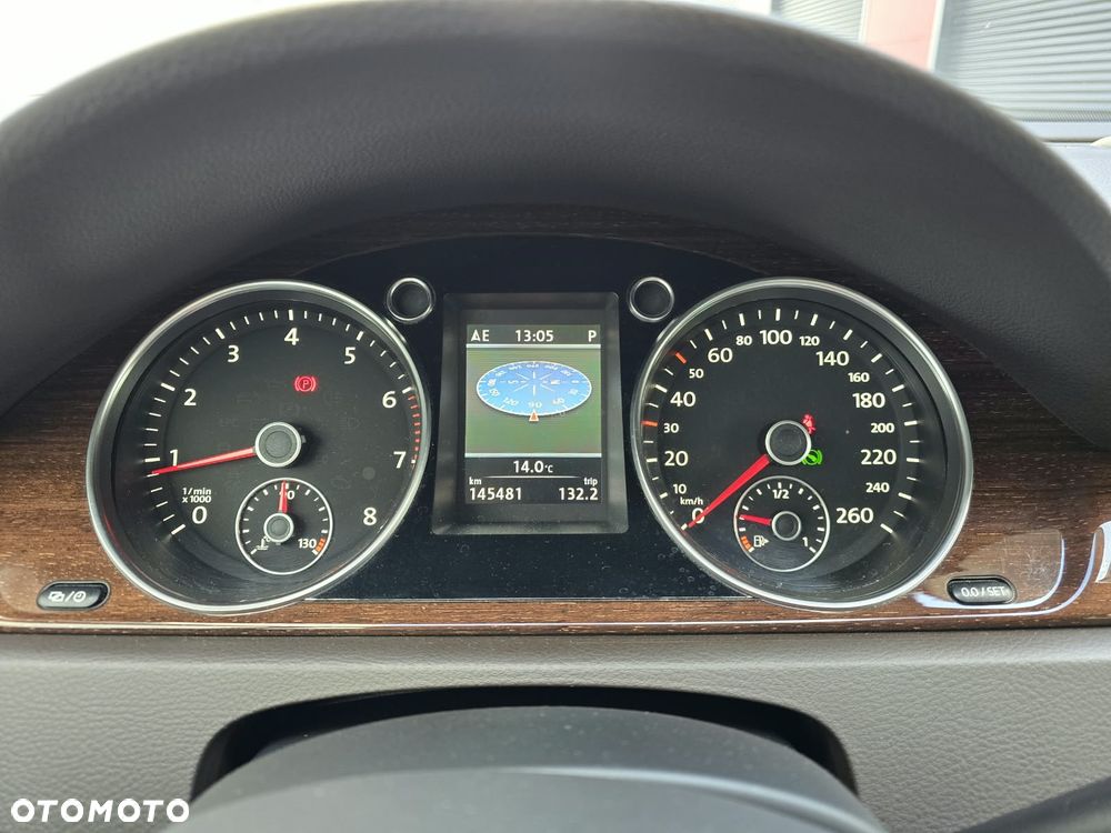 Volkswagen Passat 1.8 TSI DSG Highline - 18