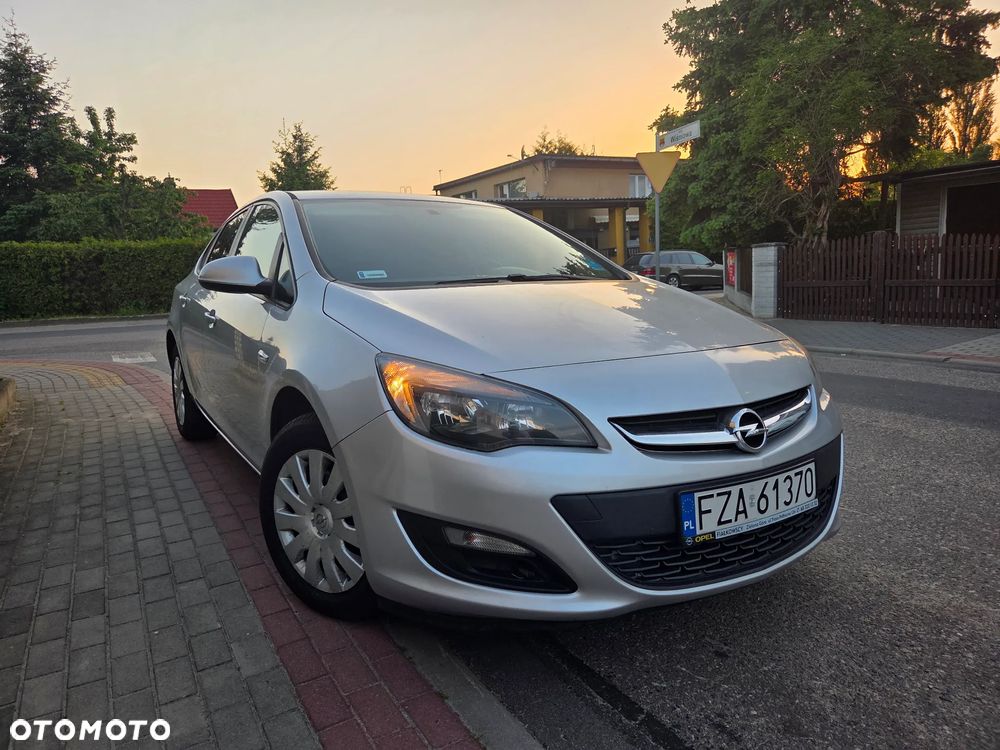Opel Astra - 12