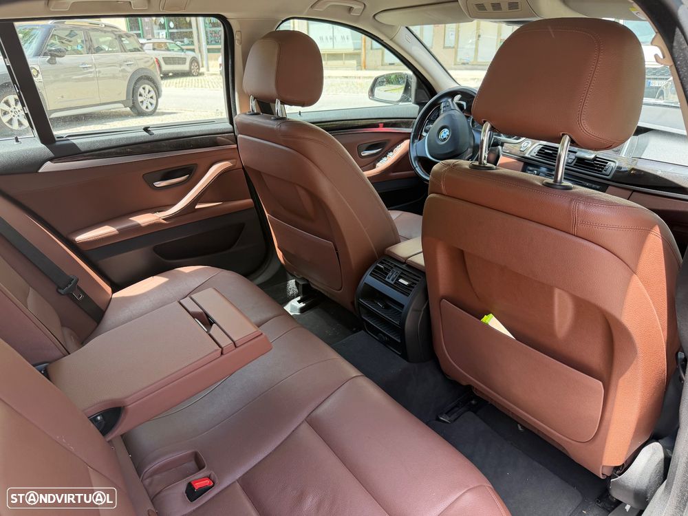 BMW 520 d Line Luxury Auto - 11