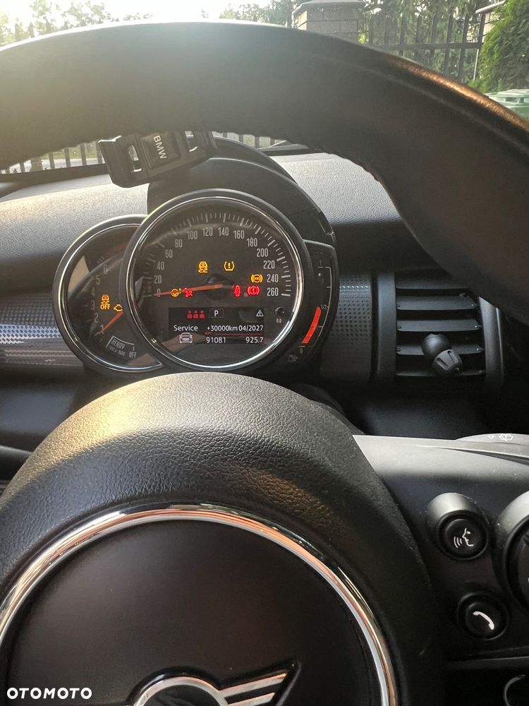 MINI Cooper Standard - 8