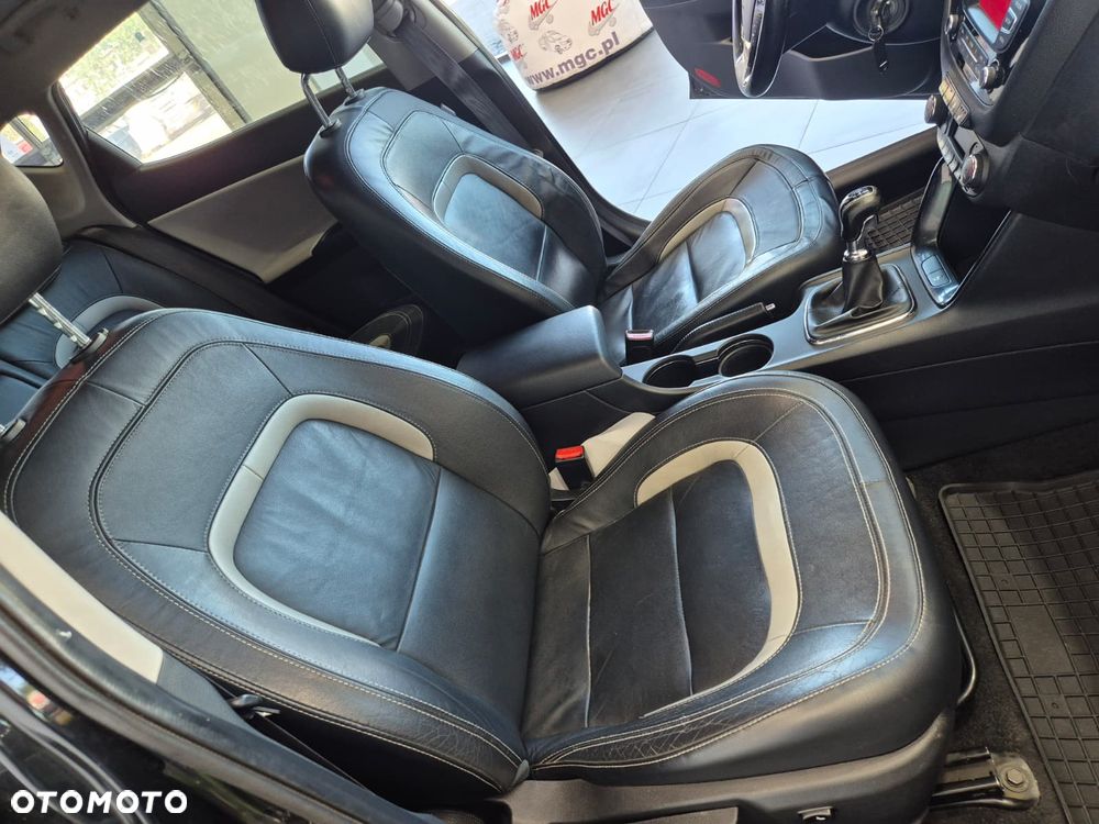 Kia Ceed 1.6 CRDi 128 Platinum Edition - 28