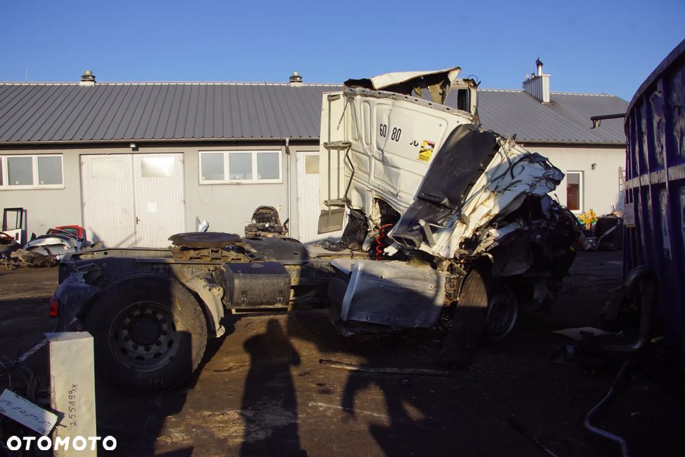 Auto na części - DAF XF 460 FT EURO 6 MX-13 2017R Silnik Skrzynia Lampa Lusterko Klamka Siodło Bak Sterownik Moduł Czujnik - 7