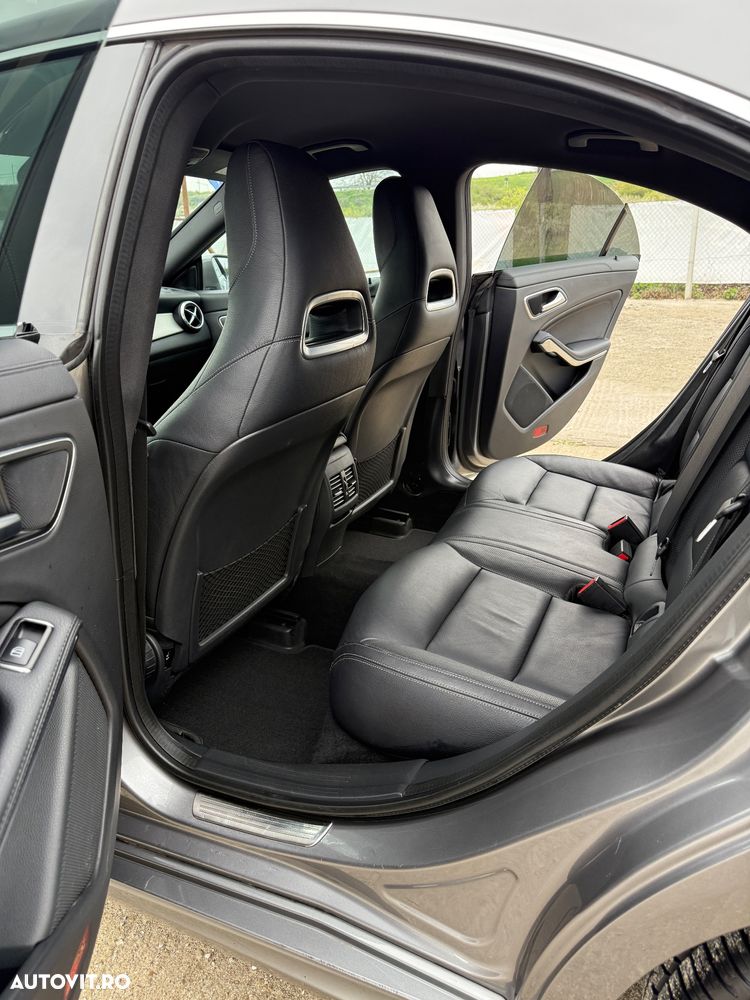 Mercedes-Benz CLA 220 - 10