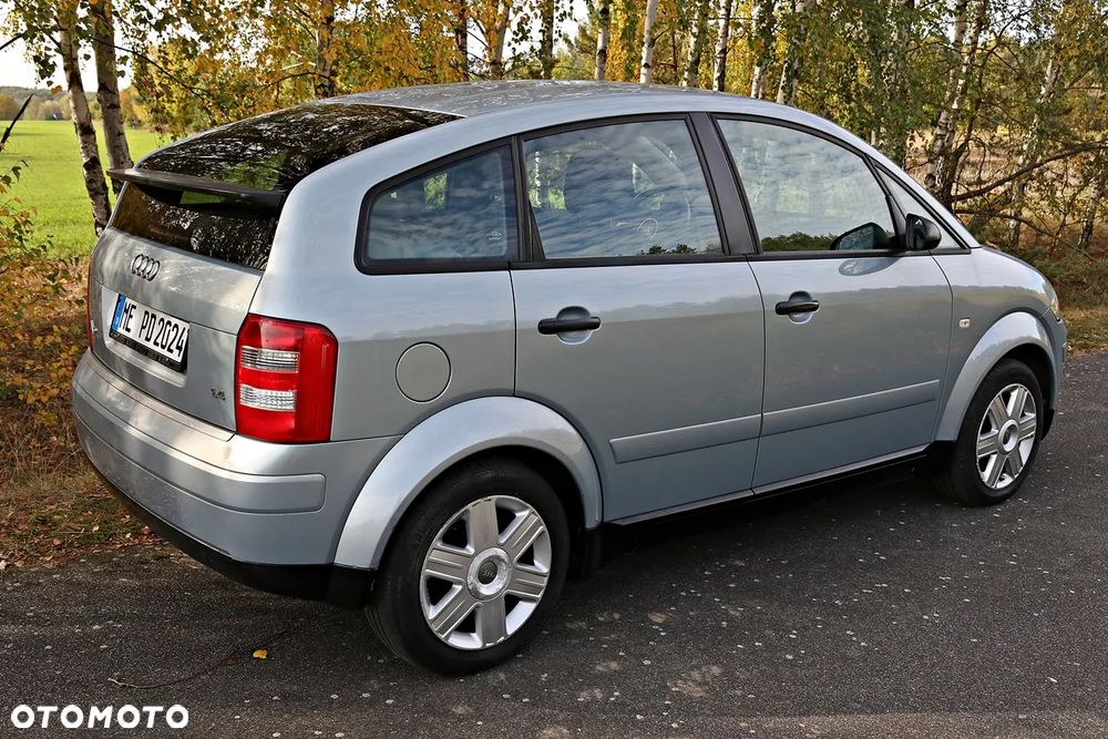 Audi A2 1.4 - 20