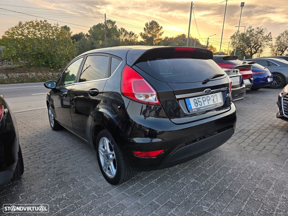 Ford Fiesta 1.5 TDCi Titanium - 5