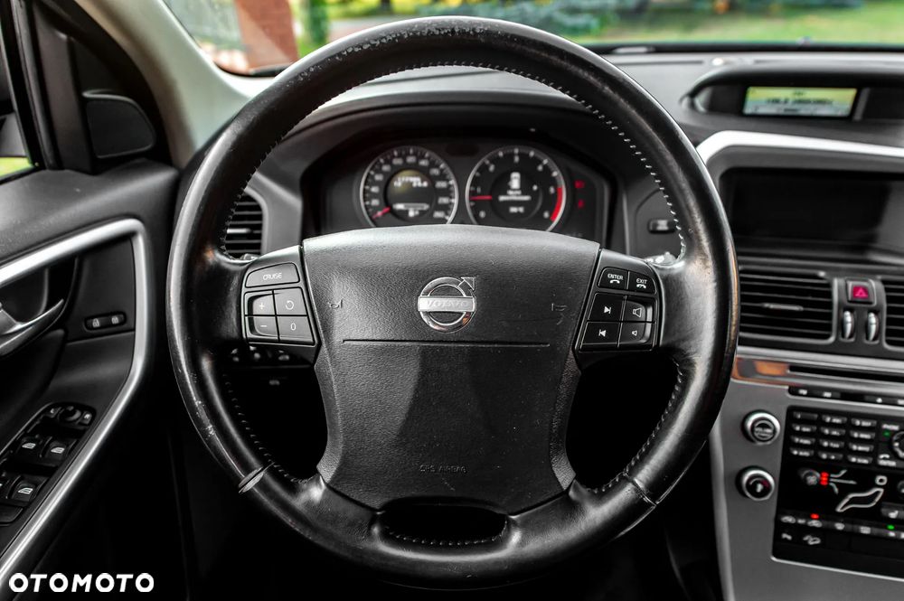 Volvo XC 60 D5 AWD Summum - 23