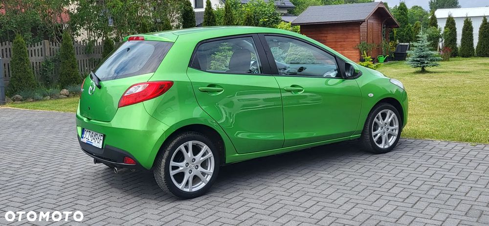 Mazda 2 - 4